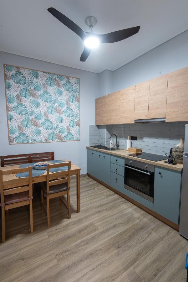 Appartement Blue Tourmaline Downtown Flat à Kalamata Extérieur photo