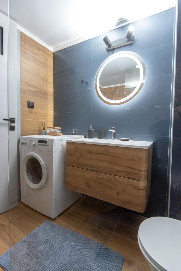 Appartement Blue Tourmaline Downtown Flat à Kalamata Extérieur photo