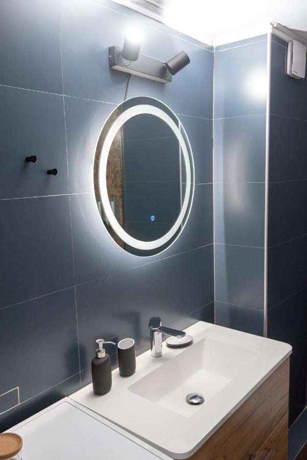 Appartement Blue Tourmaline Downtown Flat à Kalamata Extérieur photo